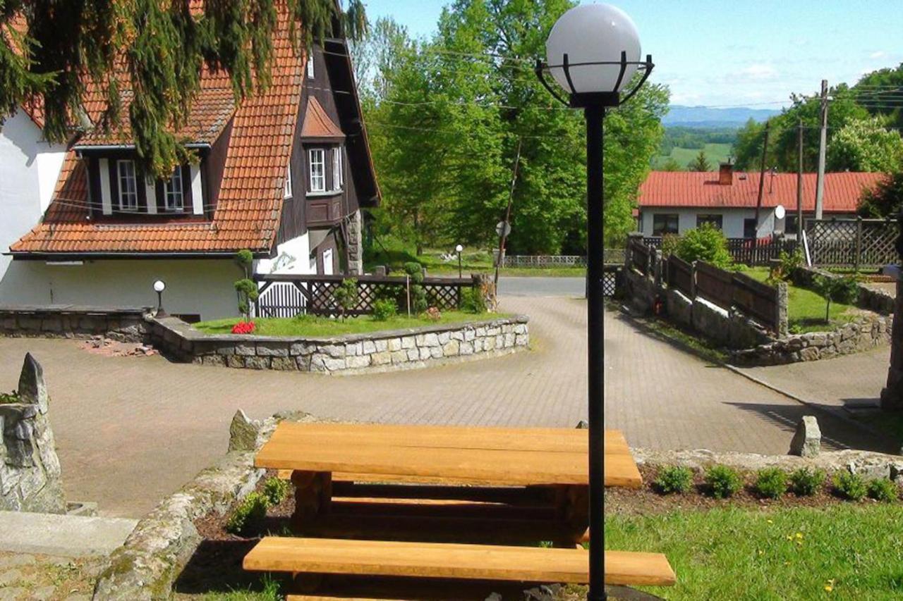 Hotel Krasnoludki Sosnówka Екстериор снимка