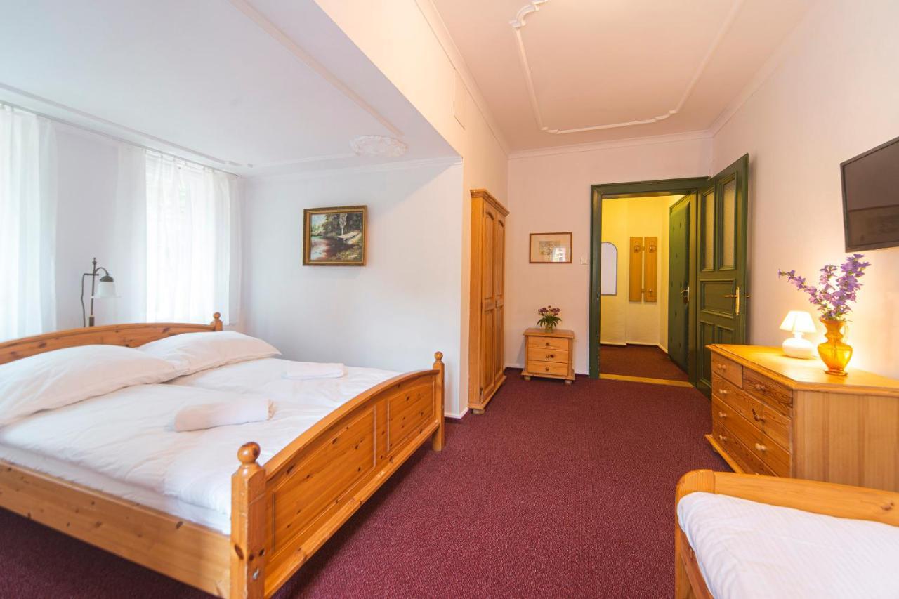 Hotel Krasnoludki Sosnówka Екстериор снимка