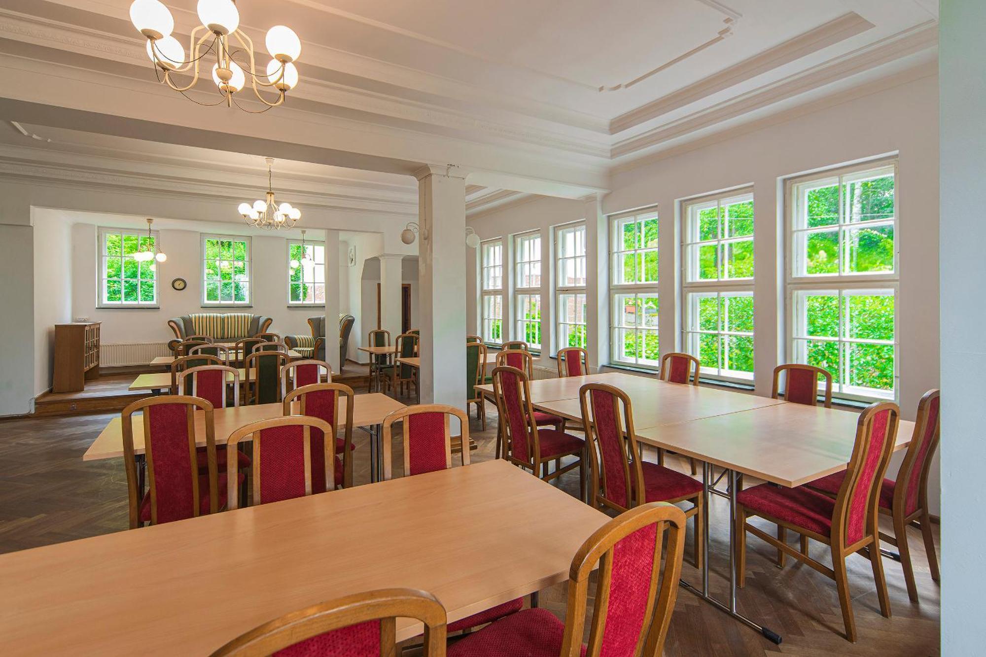 Hotel Krasnoludki Sosnówka Екстериор снимка